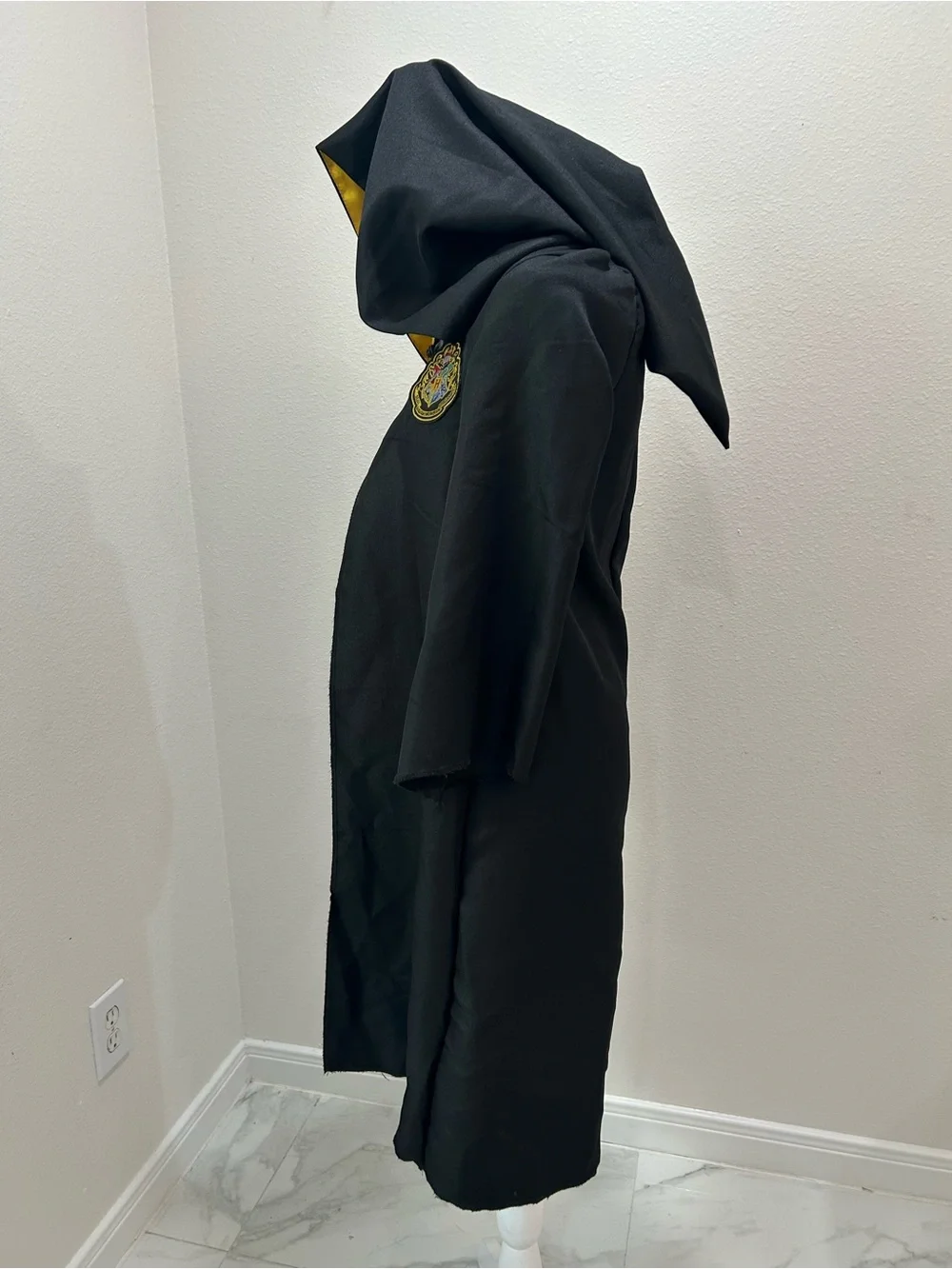 Wizarding World of Harry Potter Wizard Robe Costume with Hood, Kids Size M 7-8